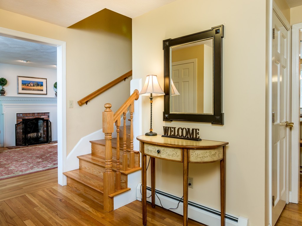 16 Northwoods Road Middleton, MA 01949 - Photo 5 of 27 Gallery Image 5