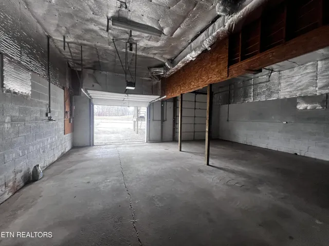 $229,900 | 555 Oakley Allons Road, Allons, TN 38541