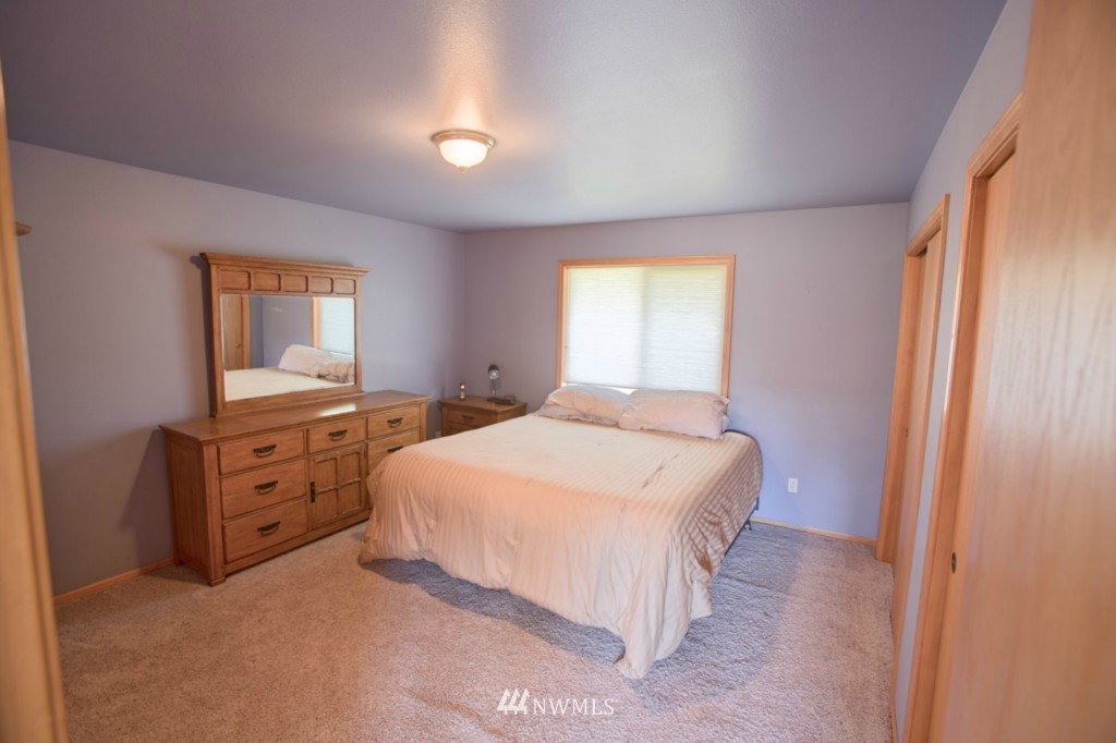 3390 Aldergrove Road Ferndale, WA 98248 - Photo 6 of 25