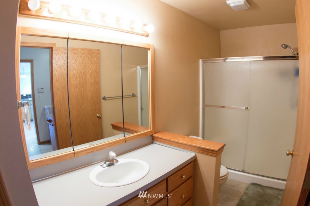 3390 Aldergrove Road Ferndale, WA 98248 - Photo 10 of 25