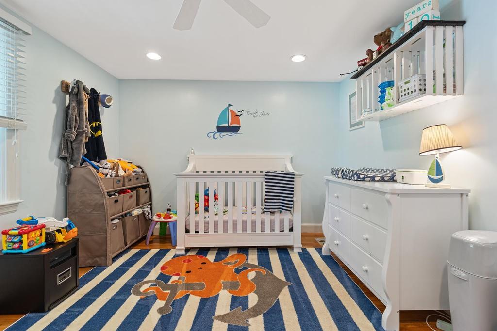 22 Whittier Road Reading, MA 01867 - Photo 19 of 32 Gallery Image 19