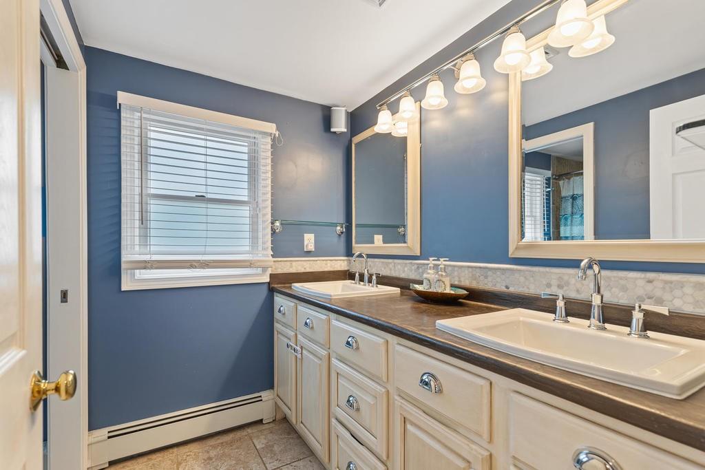 22 Whittier Road Reading, MA 01867 - Photo 20 of 32 Gallery Image 20