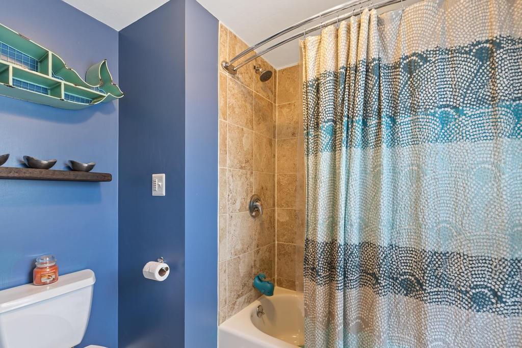 22 Whittier Road Reading, MA 01867 - Photo 21 of 32 Gallery Image 21