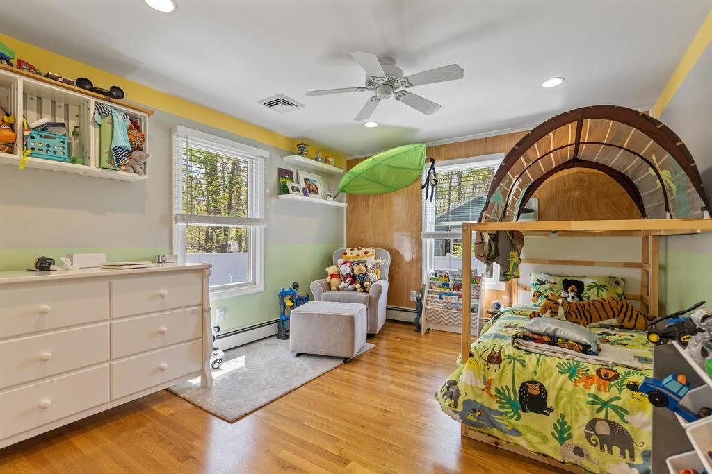 22 Whittier Road Reading, MA 01867 - Photo 27 of 32 Gallery Image 27