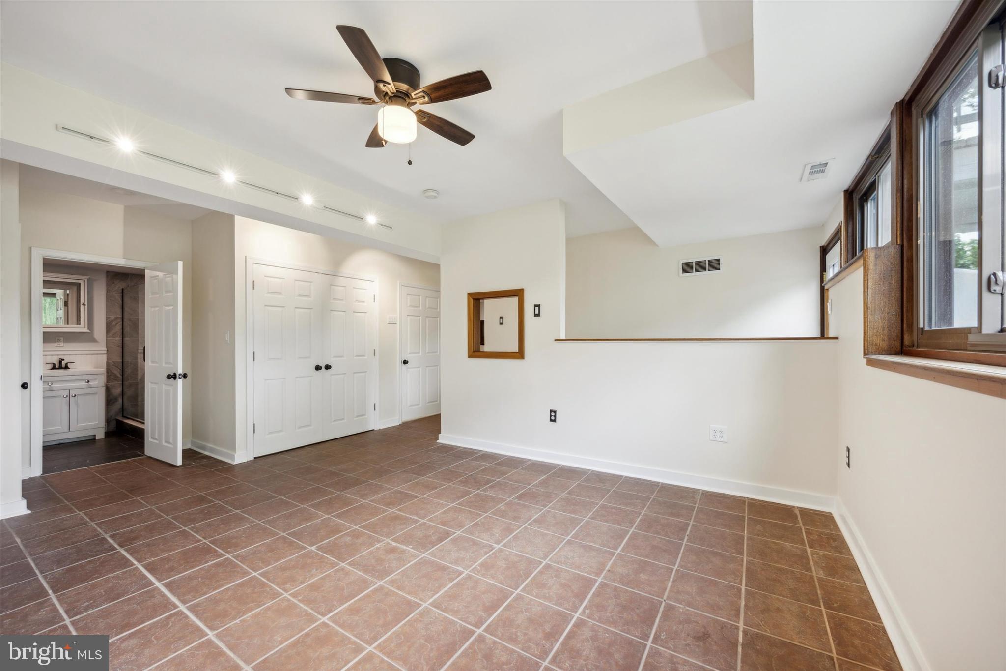 304 River Road Gladwyne, PA 19035 - Photo 14 of 64 Family Room