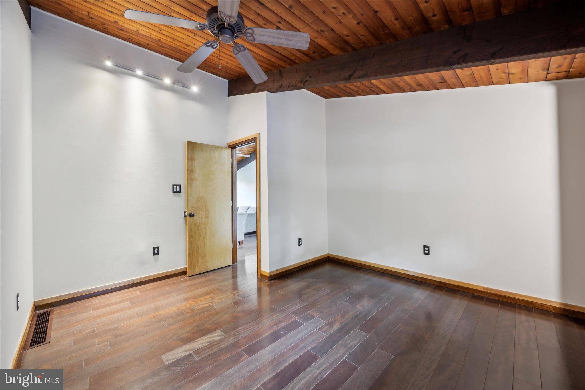 304 River Road Gladwyne, PA 19035 - Photo 30 of 64 Gallery Image 30
