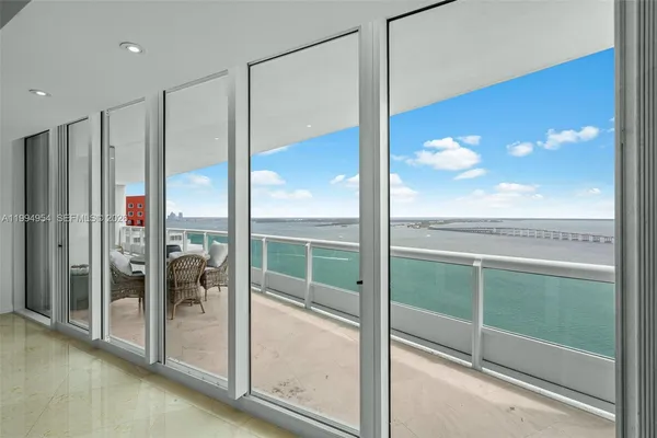 $22,500 | 1643 Brickell Avenue, Unit 2805, Miami, FL 33129