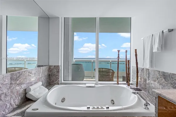 $22,500 | 1643 Brickell Avenue, Unit 2805, Miami, FL 33129