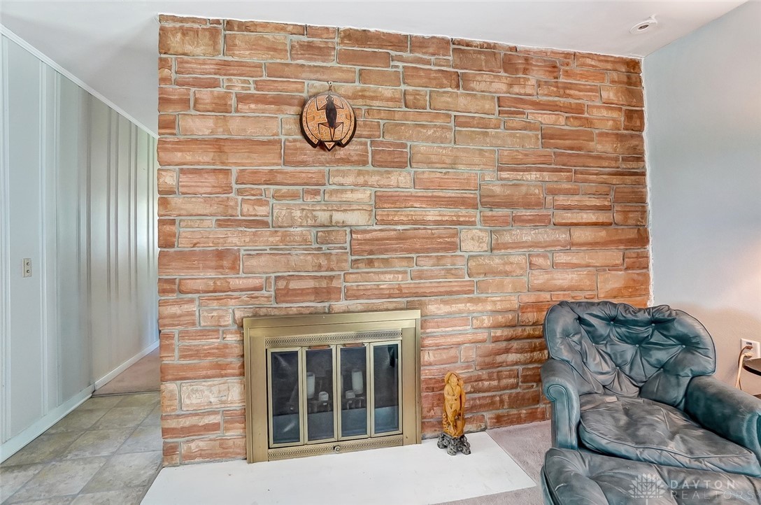 4255 Maxlin Road Kettering, OH 45429 - Photo 8 of 34