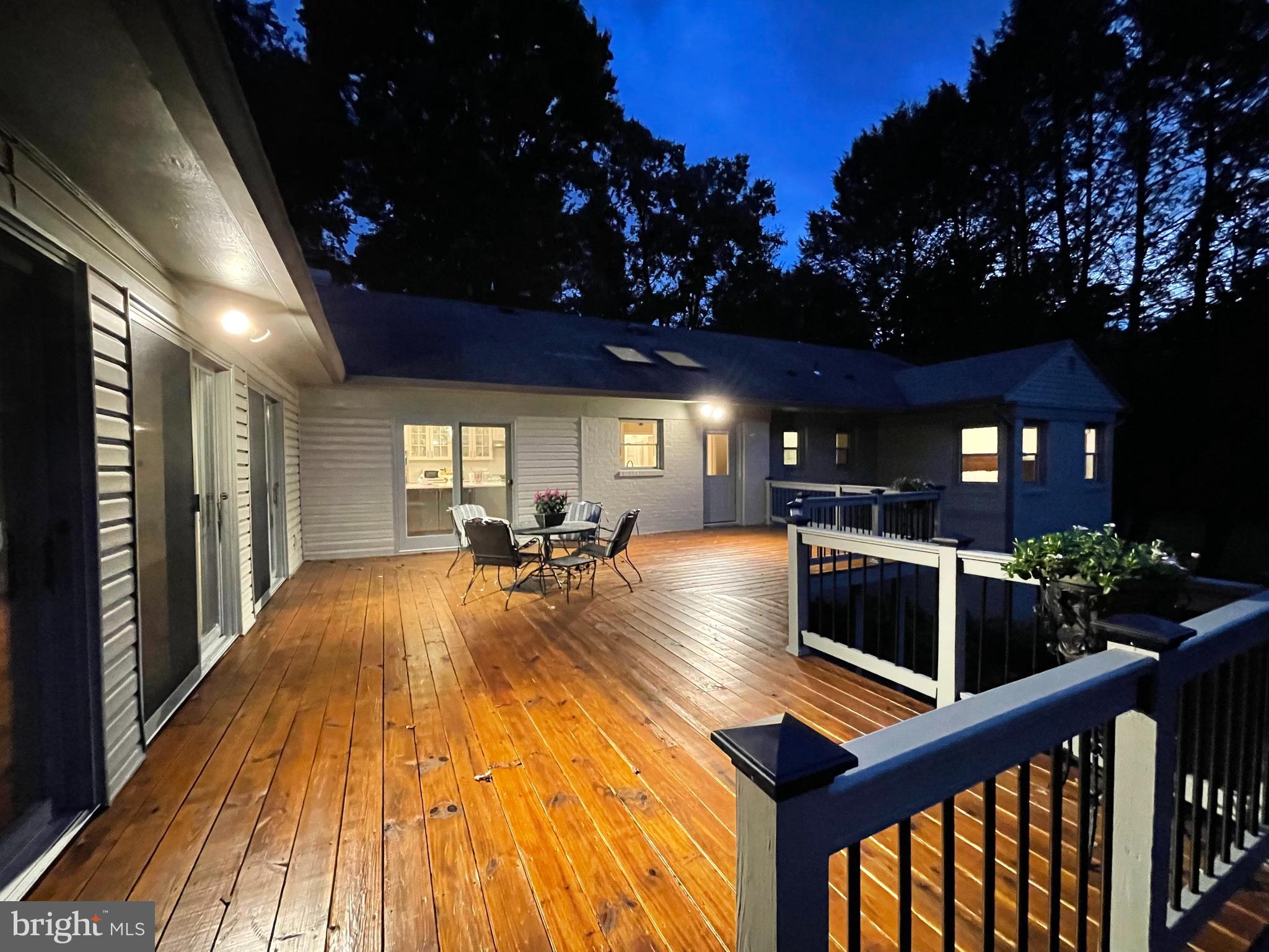 10511 South Glen Road Potomac, MD 20854 - Photo 37 of 44 Richly Stained Decking