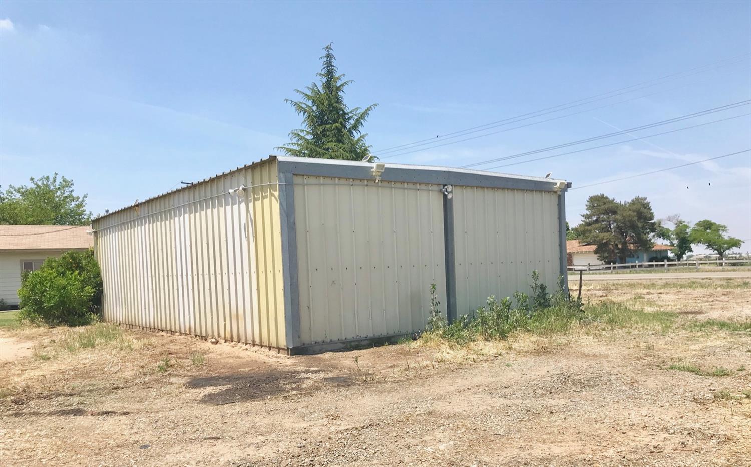 1562 West Dickenson Ferry Road Merced, CA 95341 - Photo 35 of 39 Gallery Image 35
