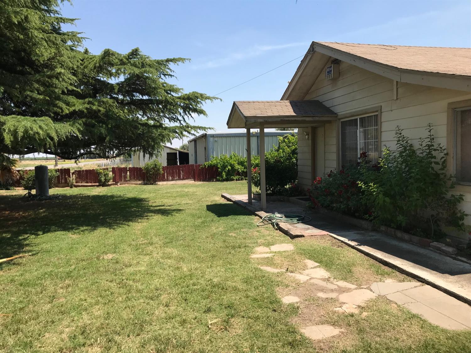 1562 West Dickenson Ferry Road Merced, CA 95341 - Photo 5 of 39 Gallery Image 5