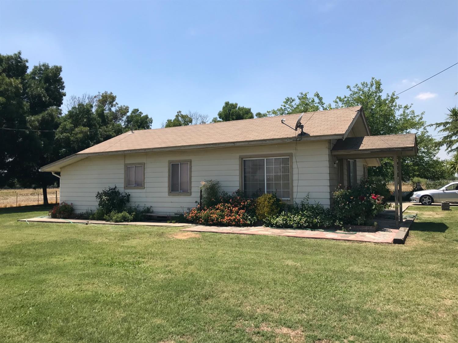 1562 West Dickenson Ferry Road Merced, CA 95341 - Photo 8 of 39 Gallery Image 8
