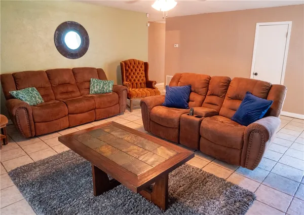 $349,999 | 372 East Fm 771, Riviera, TX 78379