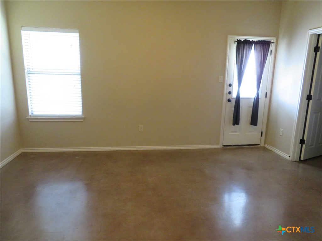 734 Saengerhalle Road New Braunfels, TX 78130 - Photo 9 of 12