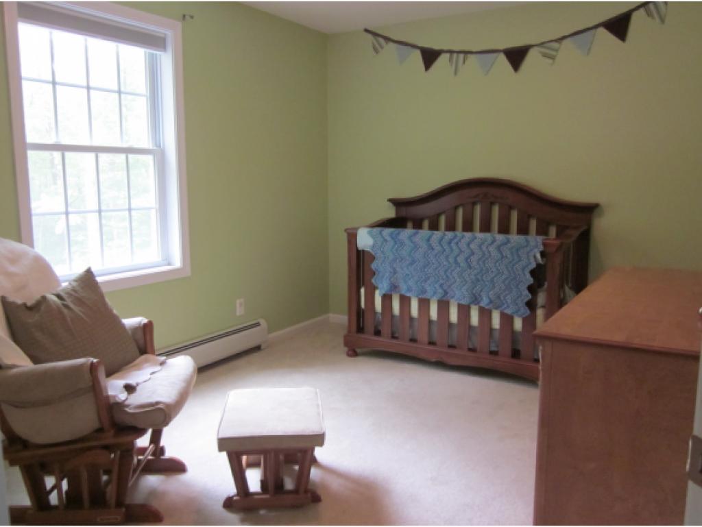 75 Batchelder Road Raymond, NH 03077 - Photo 11 of 14