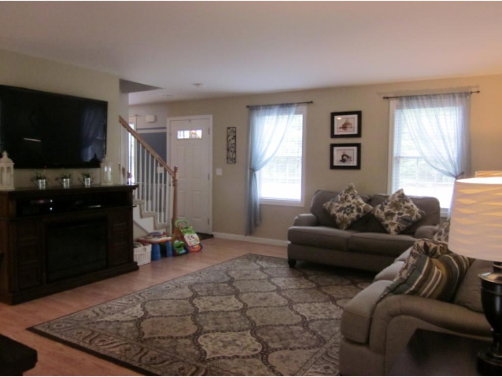 75 Batchelder Road Raymond, NH 03077 - Photo 6 of 14