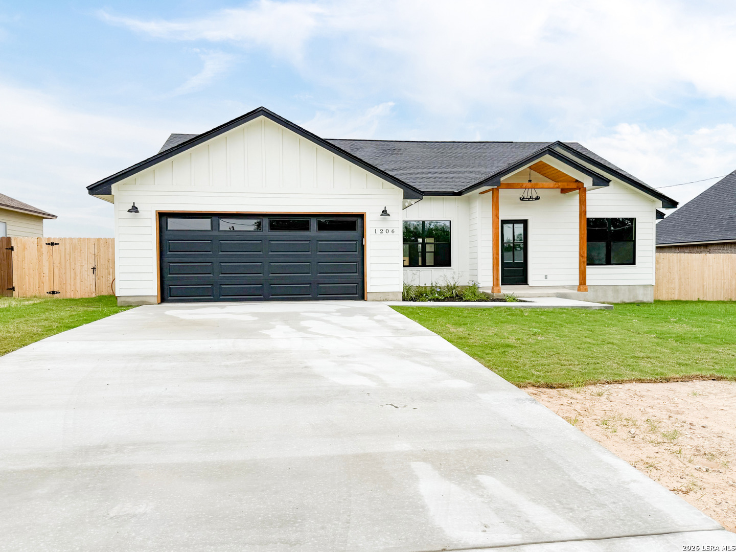 1206 Devine Drive Devine, TX 78016 - Photo 2 of 39