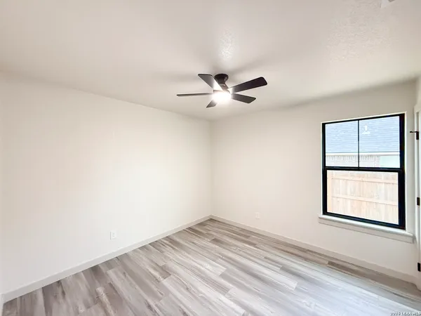$389,900 | 1206 Devine Drive, Devine, TX 78016
