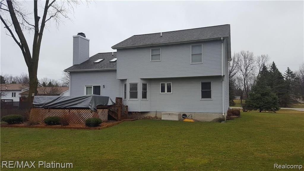 13316 North Horrell Road Fenton, MI 48430 - Photo 3 of 38