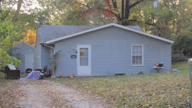 775 South Sycamore Street Decatur, IL 62522 - Photo 2 of 5