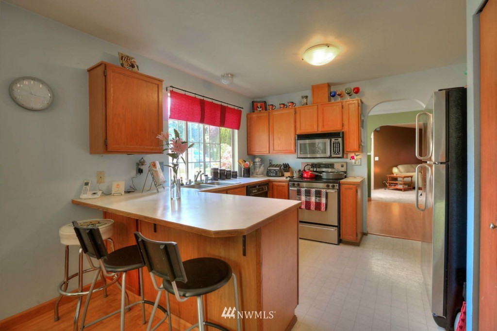 2928 170th Place Southeast Bothell, WA 98012 - Photo 5 of 15