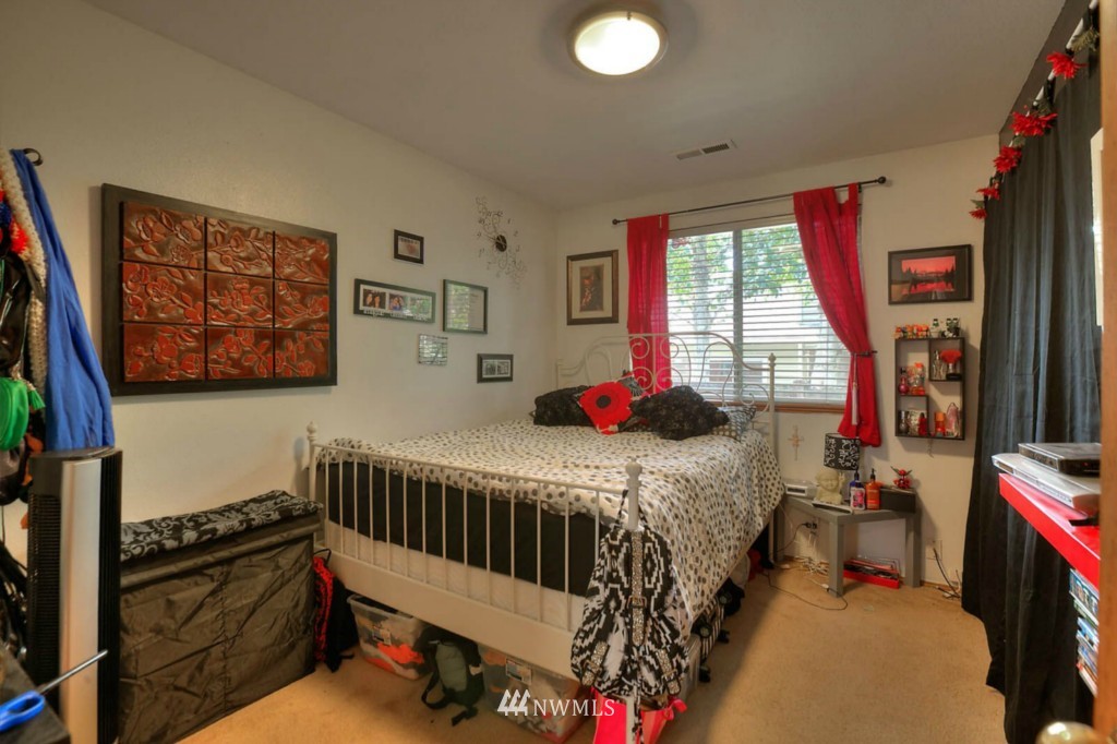 2928 170th Place Southeast Bothell, WA 98012 - Photo 10 of 15