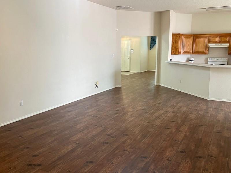 8055 Raleigh Drive Fort Worth, TX 76123 - Photo 6 of 24 Living area