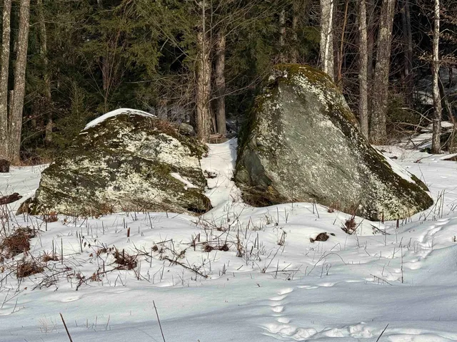 $350,000 | 109 Highland Drive, Warren, VT 05674