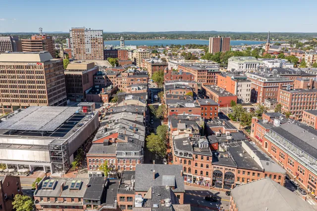 $444,000 | 10 Exchange Street, Unit 307, Portland, ME 04101