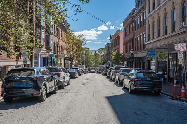 $444,000 | 10 Exchange Street, Unit 307, Portland, ME 04101