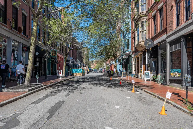 $444,000 | 10 Exchange Street, Unit 307, Portland, ME 04101