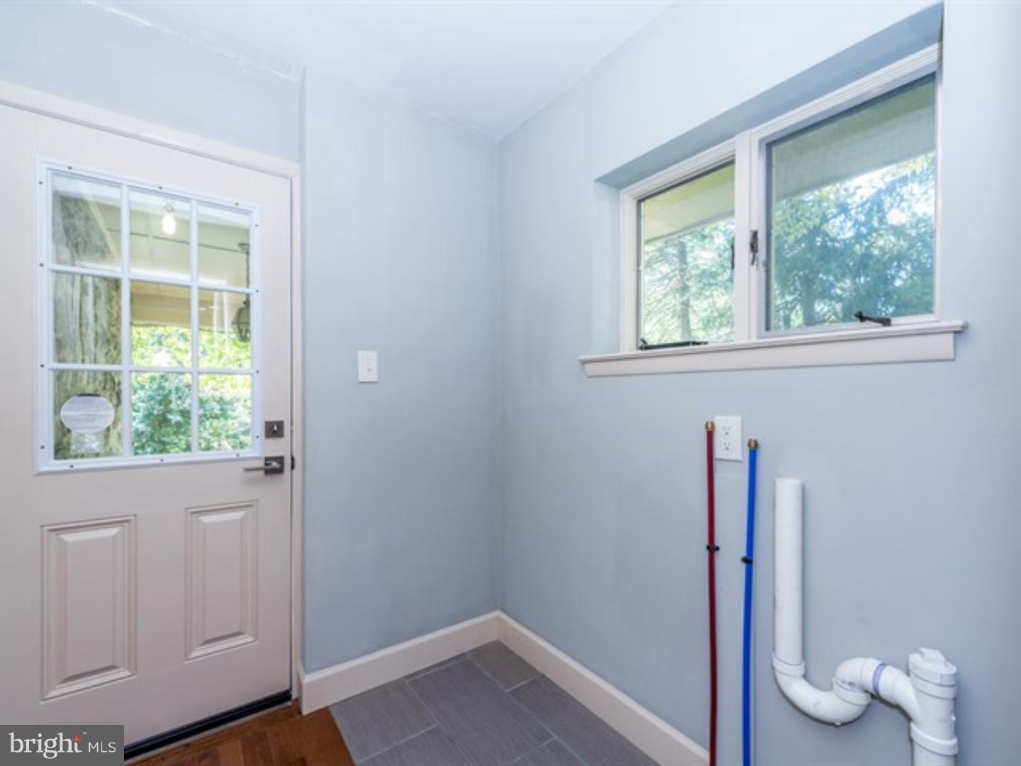 56 Cardinal Road Wyomissing, PA 19610 - Photo 21 of 25 Gallery Image 21