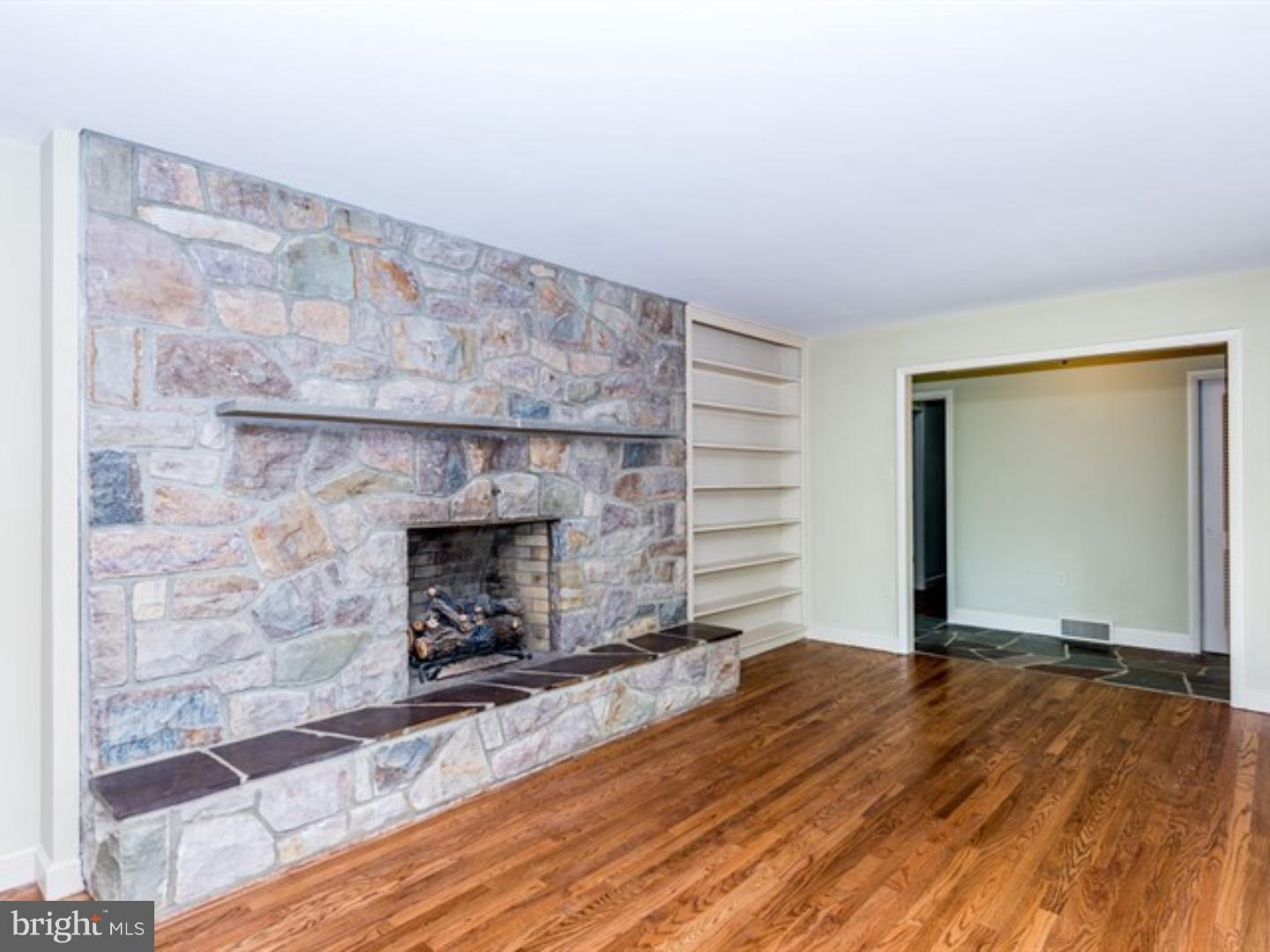 56 Cardinal Road Wyomissing, PA 19610 - Photo 5 of 25 Gallery Image 5