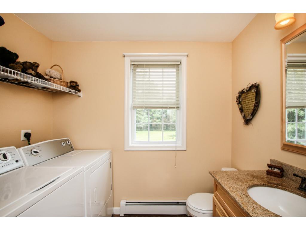 115 Brookdale Road Salem, NH 03079 - Photo 12 of 18