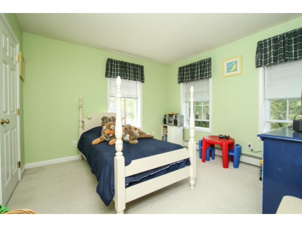 115 Brookdale Road Salem, NH 03079 - Photo 13 of 18