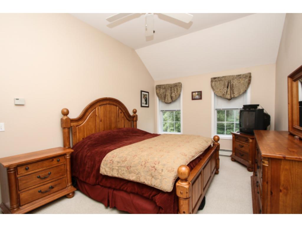 115 Brookdale Road Salem, NH 03079 - Photo 8 of 18
