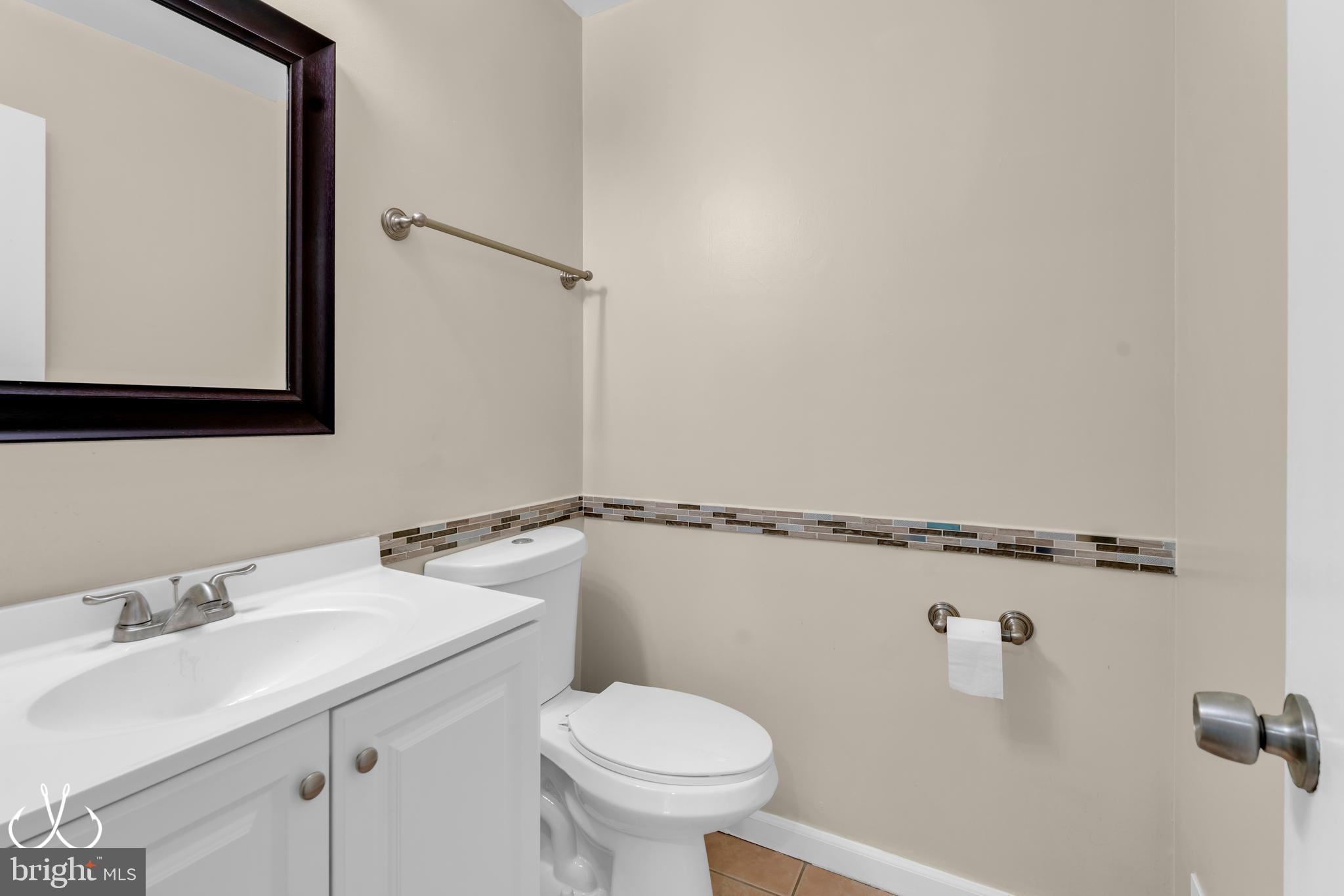 13926 Valleyfield Drive Silver Spring, MD 20906 - Photo 5 of 12