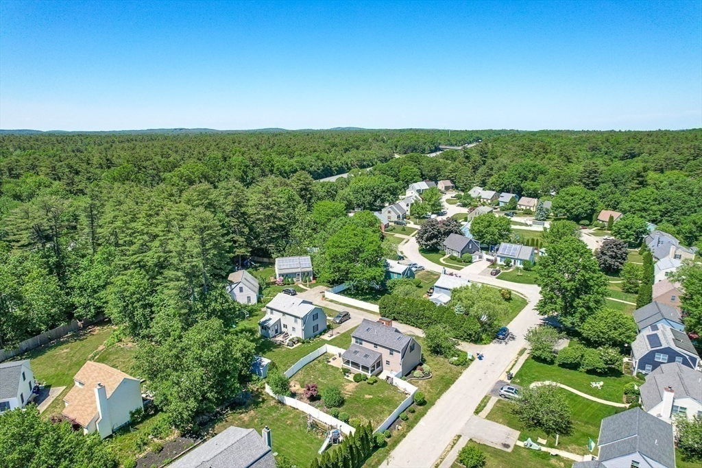 27 A Andrews Farm Road Boxford, MA 01921 - Photo 32 of 37 an aerial view of multiple house