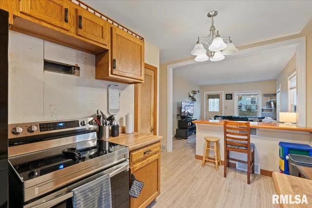 $145,000 | 1620 20th Avenue, Rock Island, IL 61201