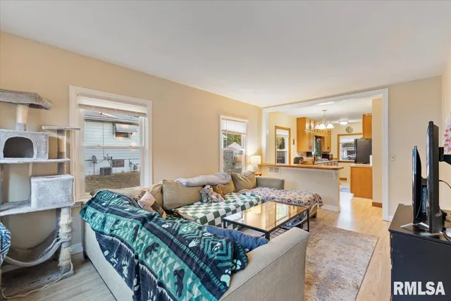 $145,000 | 1620 20th Avenue, Rock Island, IL 61201