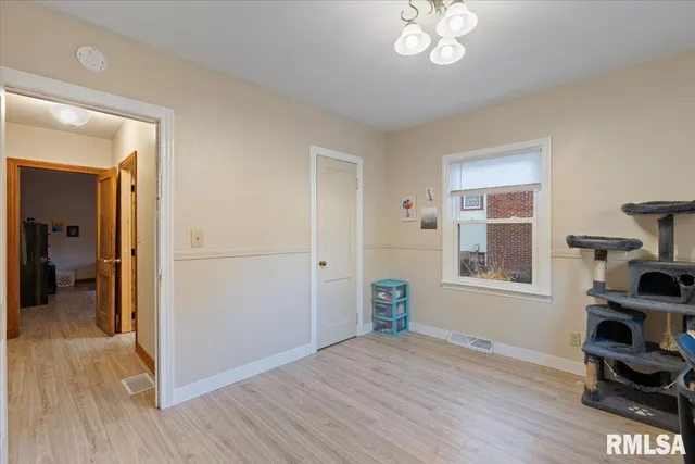 $145,000 | 1620 20th Avenue, Rock Island, IL 61201