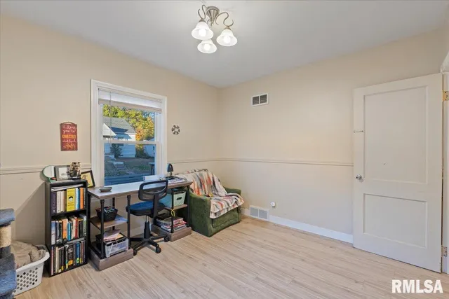 $145,000 | 1620 20th Avenue, Rock Island, IL 61201