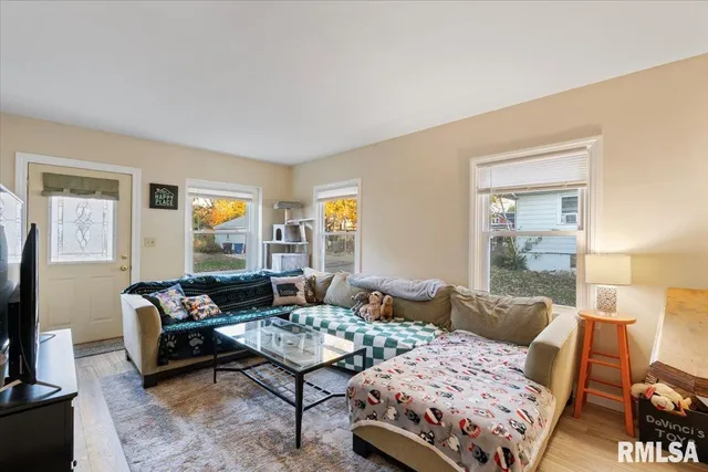 $145,000 | 1620 20th Avenue, Rock Island, IL 61201