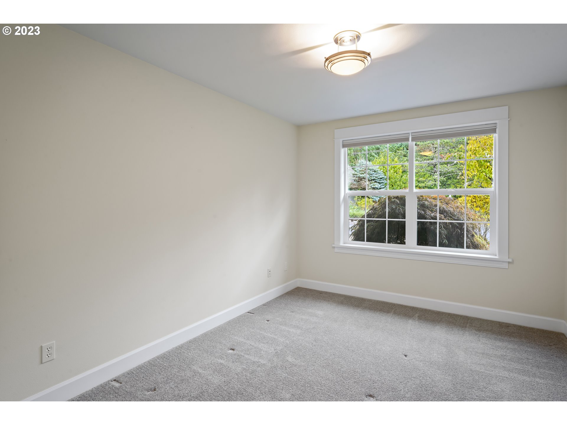 4 Waterford Downs Florence, OR 97439 - Photo 29 of 41 a view of an empty room with a window