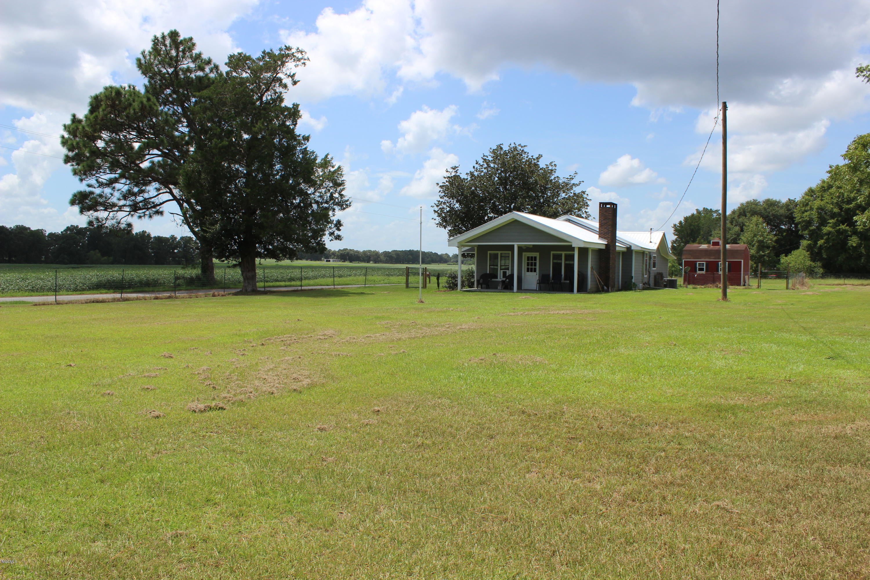 2105 V E Howell Road Lucedale, MS 39452 - Photo 1 of 54 IMG_2137