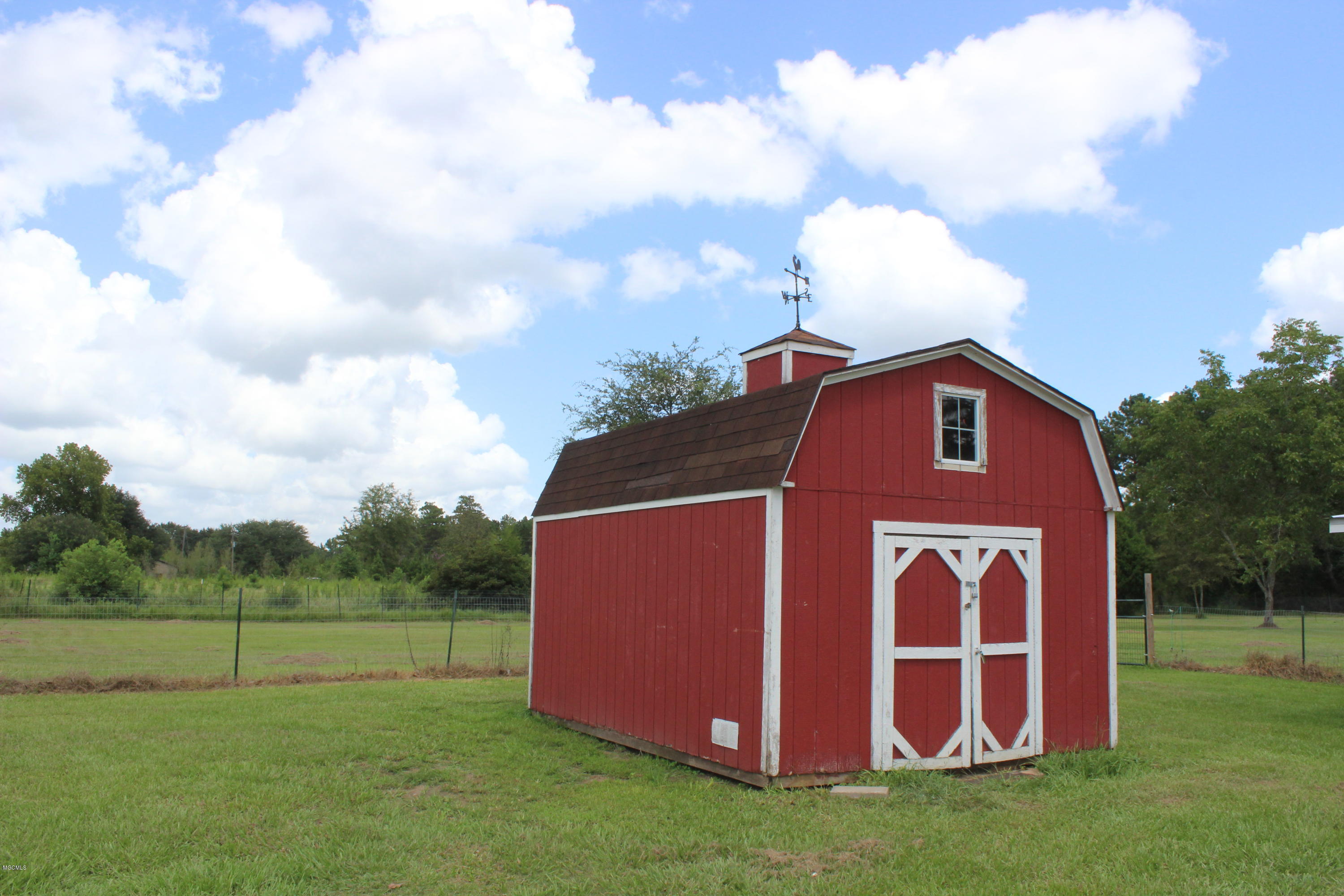 2105 V E Howell Road Lucedale, MS 39452 - Photo 35 of 54 IMG_2123