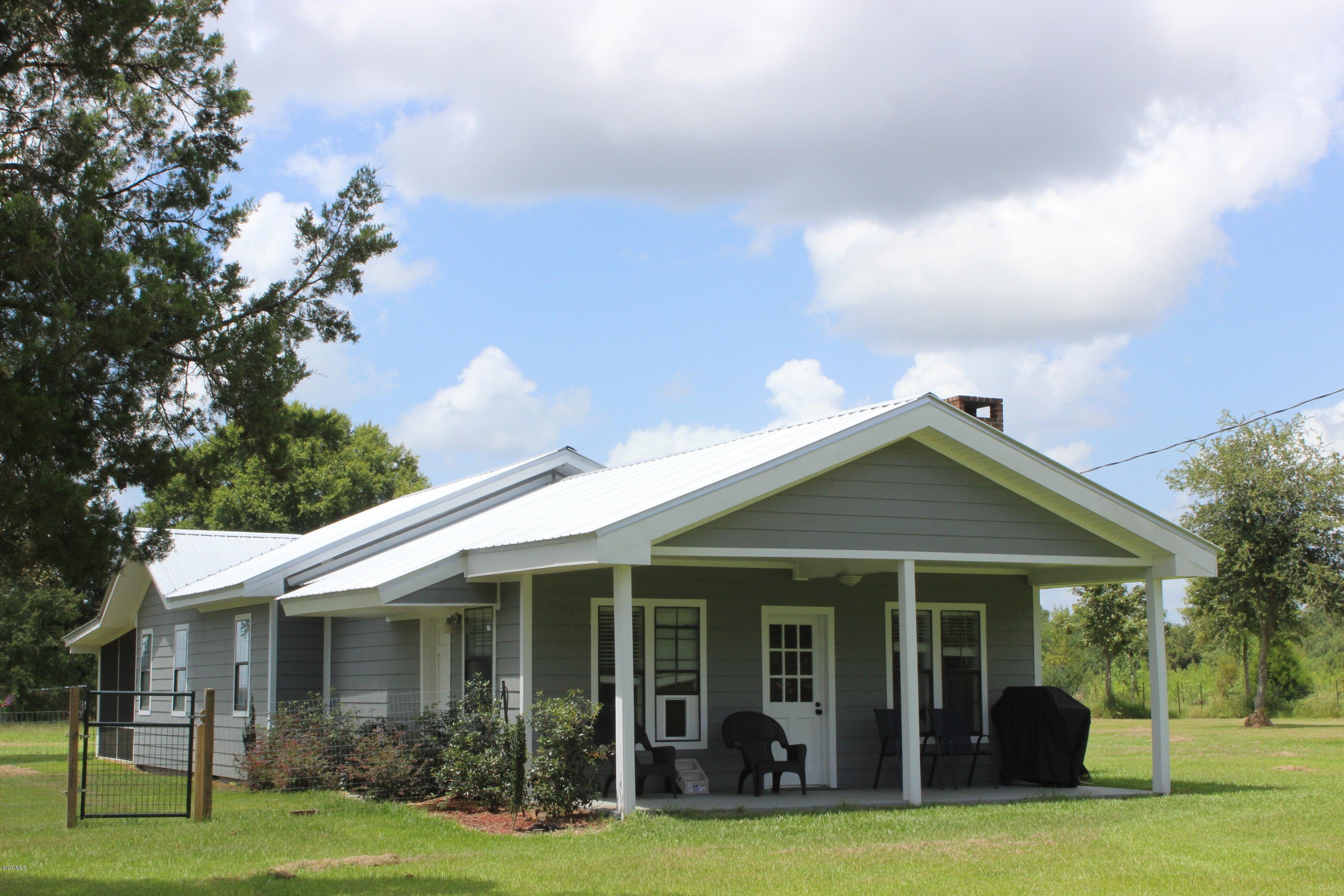 2105 V E Howell Road Lucedale, MS 39452 - Photo 41 of 54 IMG_2129