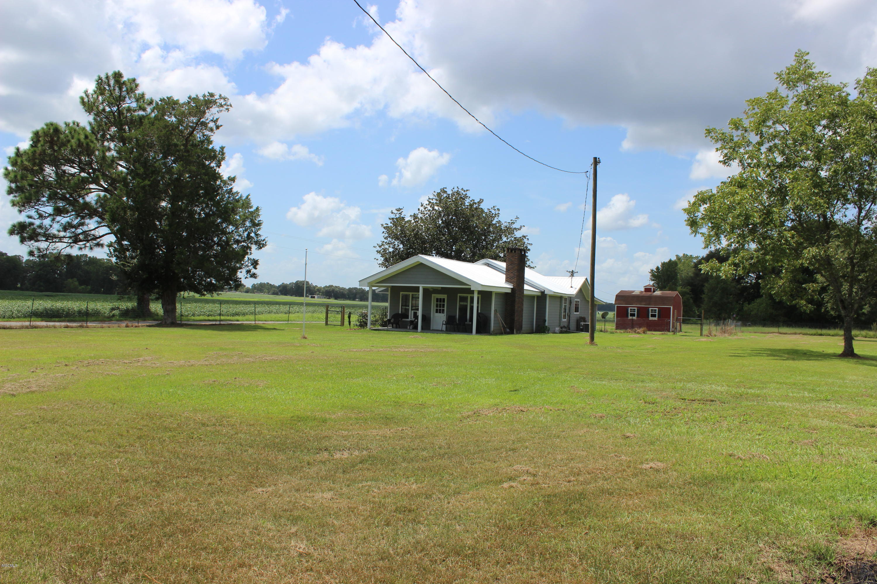 2105 V E Howell Road Lucedale, MS 39452 - Photo 51 of 54 IMG_2141