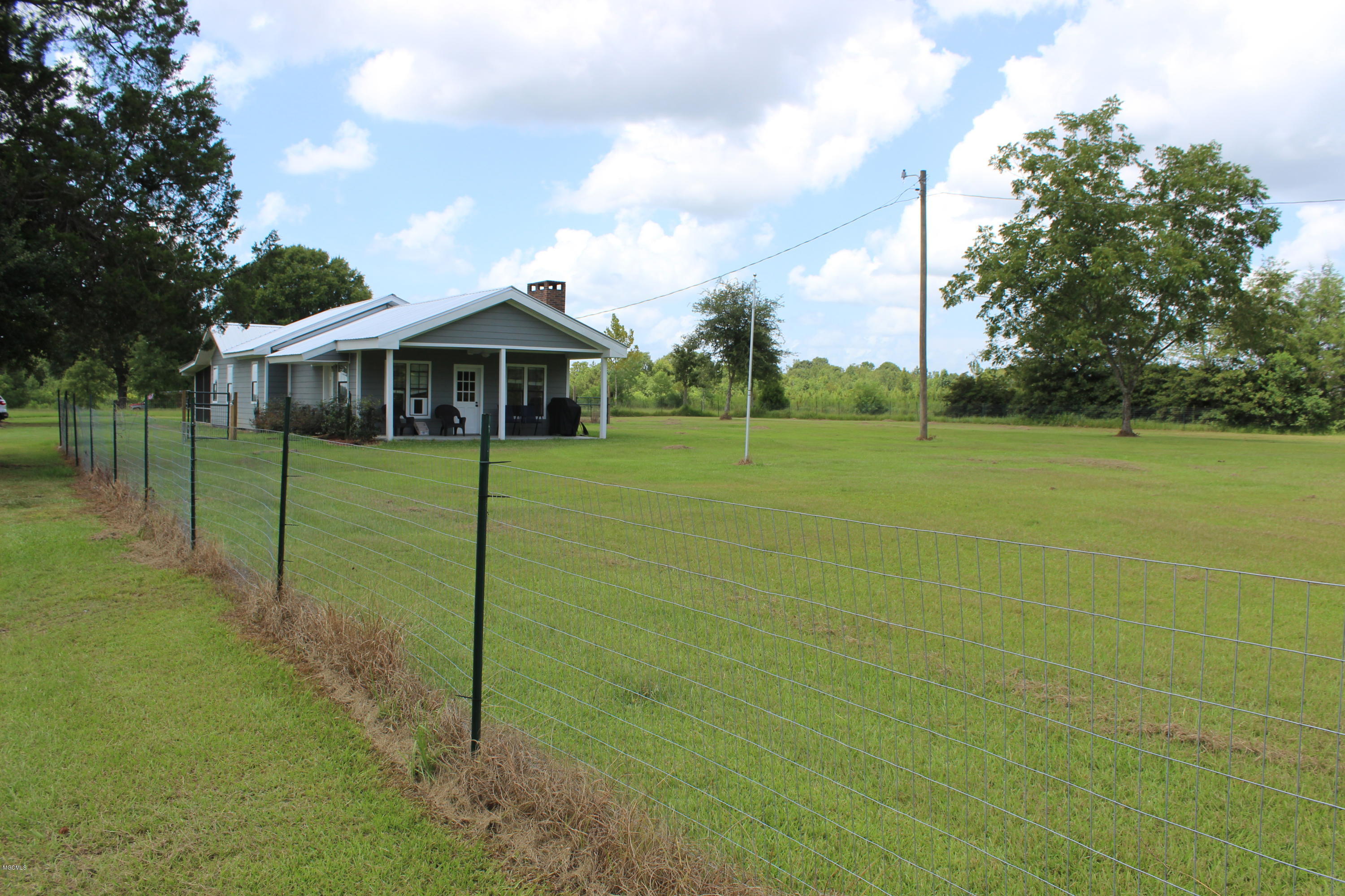 2105 V E Howell Road Lucedale, MS 39452 - Photo 54 of 54 IMG_2144